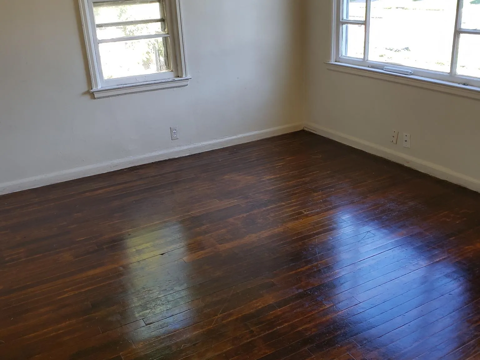 2 bed, 848 sqft, $900 — Photo 3