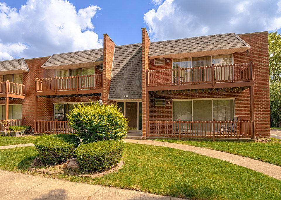 1st image of 523 N Pleasant Dr APT 1B