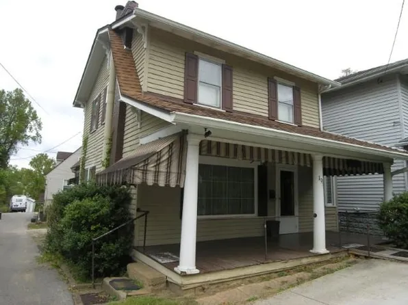 1956 Underwood Ave, Huntington, WV 25701