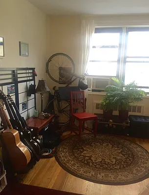 Rented by Geraldine Capasso, LREB | media 2