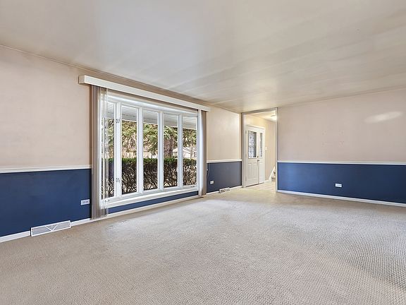 5th image of 456 Ohio Rd