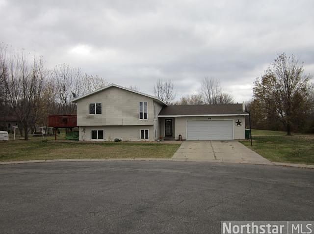 1st image of 98 N Circle Dr
