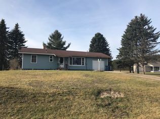 7020 Airport Rd, Vanderbilt, MI 49795