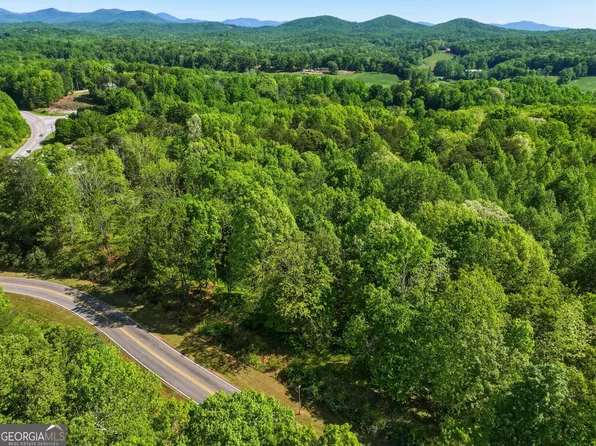 4 Summit Dr, Dahlonega, GA 30533