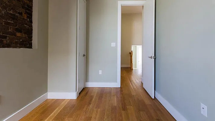 Rented by Nooklyn NYC LLC | media 22