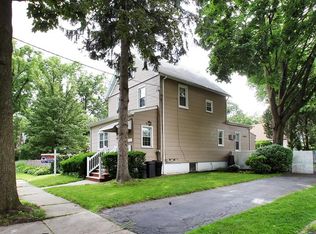 126 Park Ave, Teaneck, NJ 07666