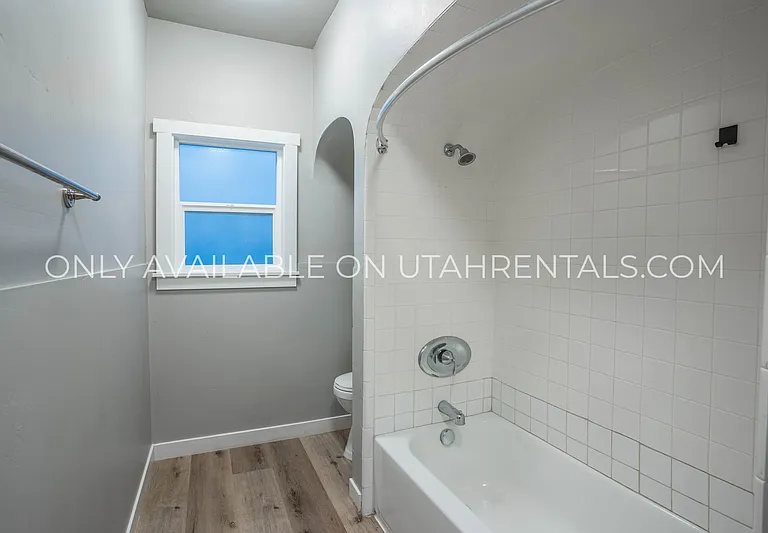 87 N Center St #1 — Photo 9