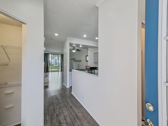 5th image of 292 Glen Leven Ct