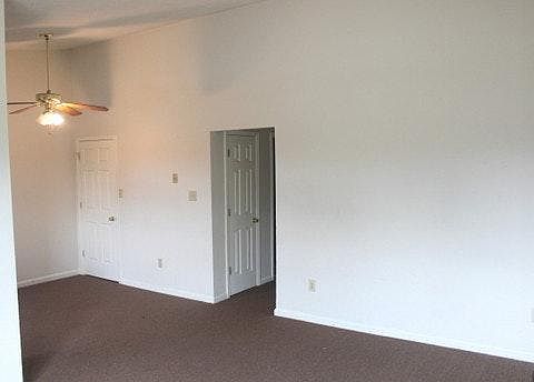 4th image of 116-118 Jessamine Ave