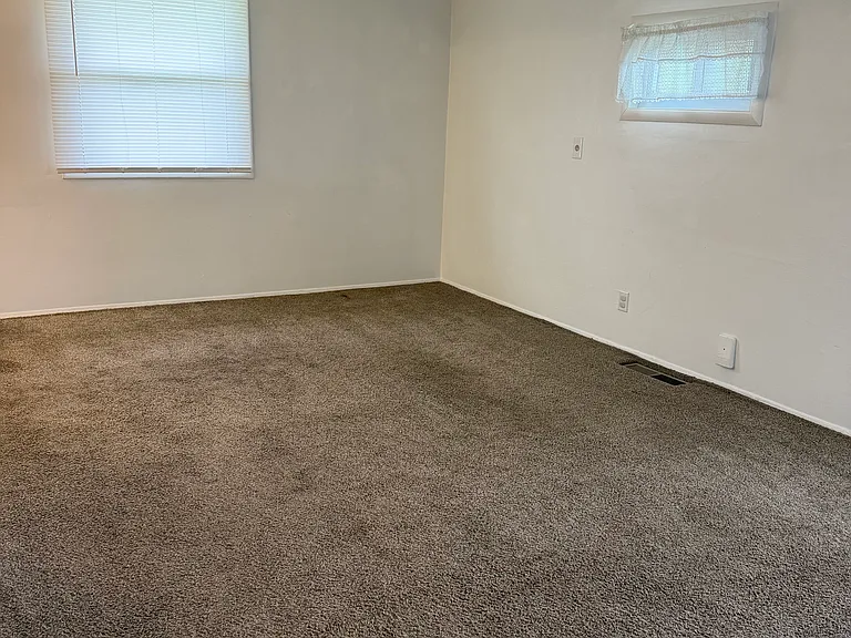 321 N Roanoke Ave #1 — Photo 4