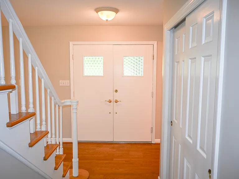 8152 Traverse Ct — Photo 7