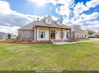 9527 Burnside Rd, Bueche, LA 70729