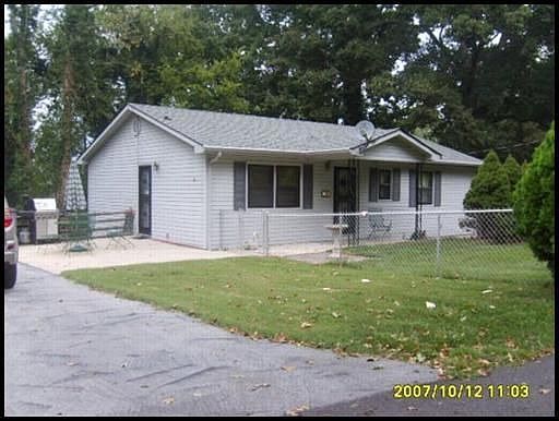 3rd image of 131 Bettis Ln