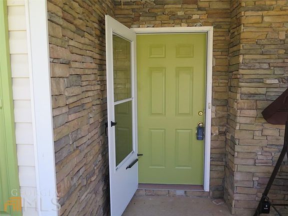 4th image of 155 Windsong Dr