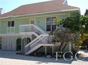 1st image of 28 Urchin Ct