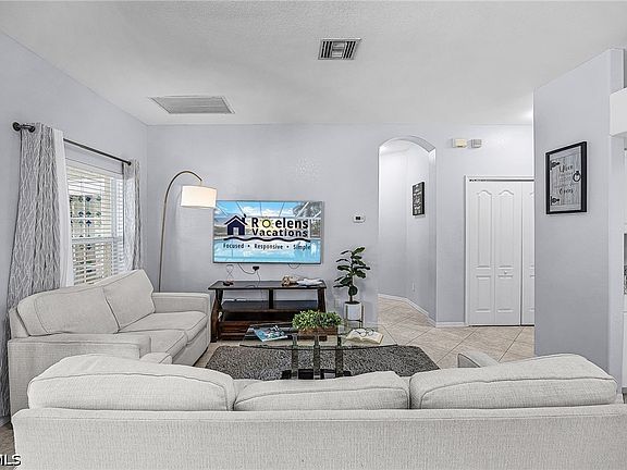 5th image of 2649 SW 32nd St