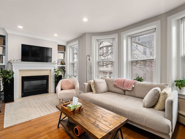 116 Brook St #3