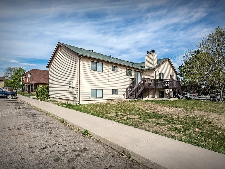 1636 E Pitkin St — Photo 17