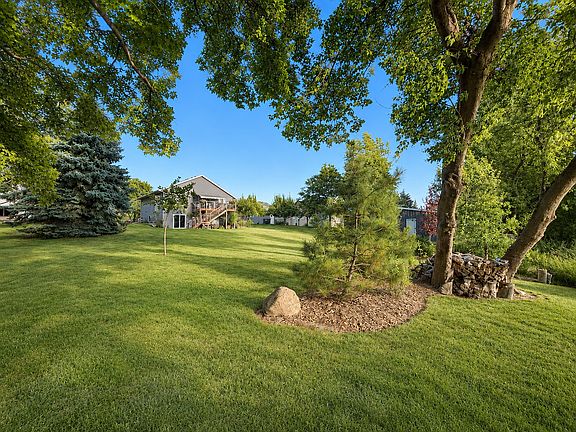 5th image of 2870 Jordan Dr