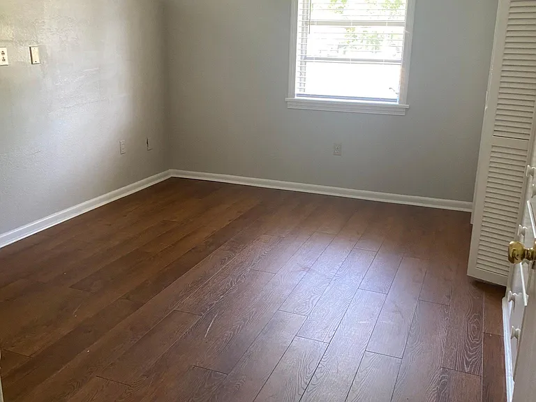 3044 Oakcrest Dr — Photo 11