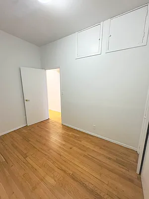 Rented by Oxford Property Group | media 17