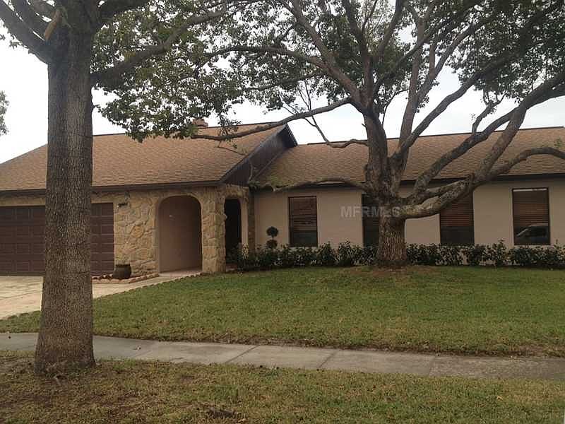 2nd image of 1140 Fairway Dr