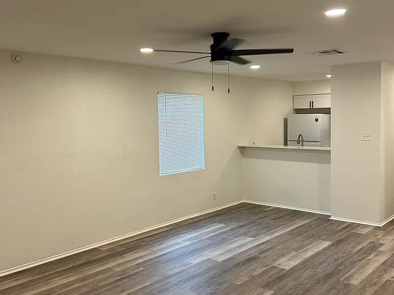 4918 Ty Terrace St #4 — Photo 3