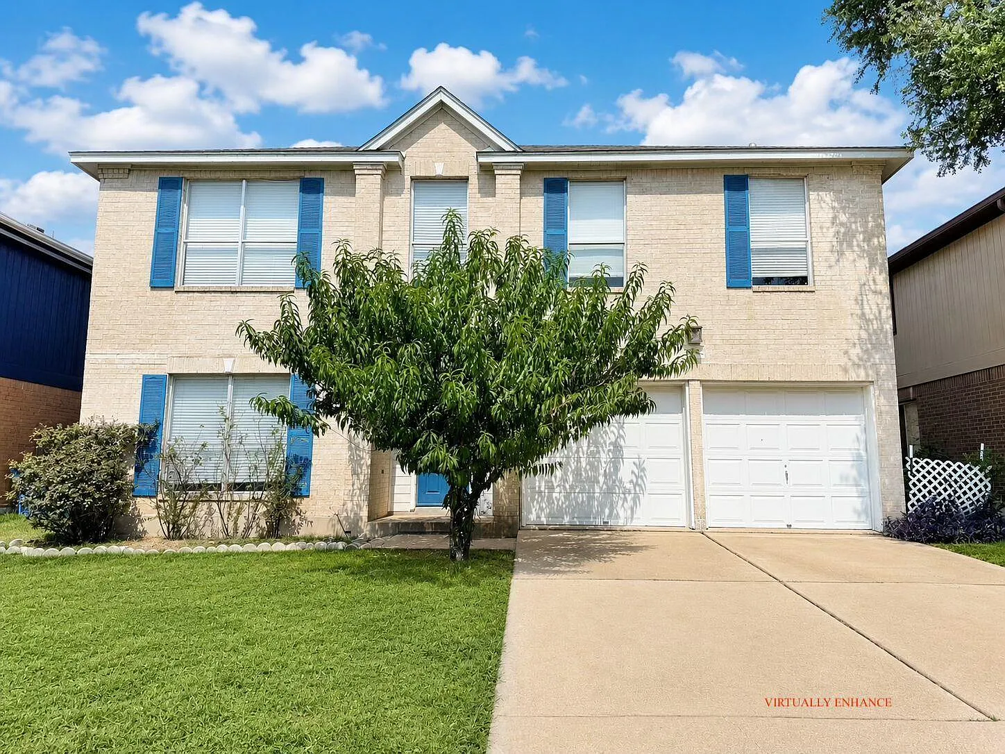 5 bed, 3.5 bath, 3050 sqft, $2,814 — Photo 1