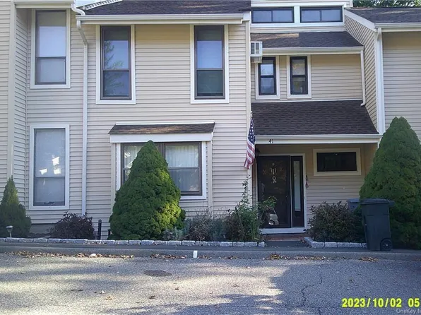 41 Woodland Trail, Carmel, NY 10512