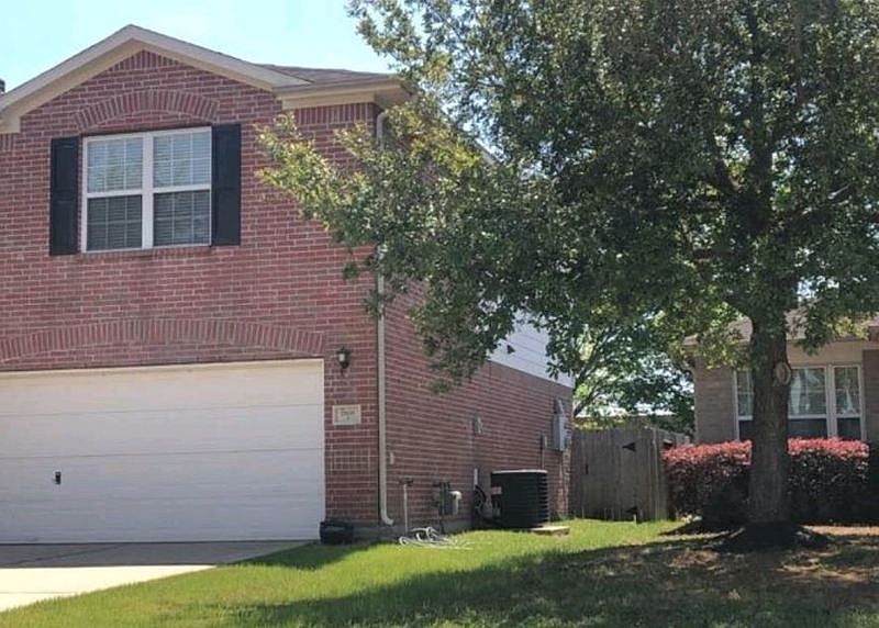 2nd image of 17639 Barton Point Ln