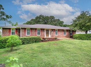 121 Arrowhead Dr, Cartersville, GA 30120