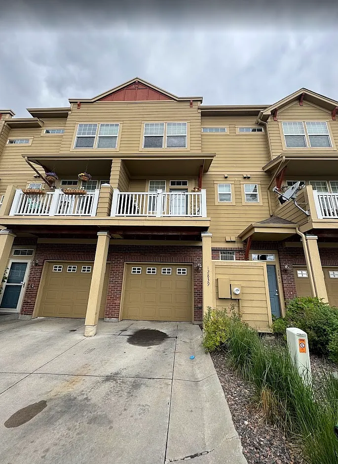 3 bed, 2.5 bath, 1410 sqft, $2,450 — Photo 1