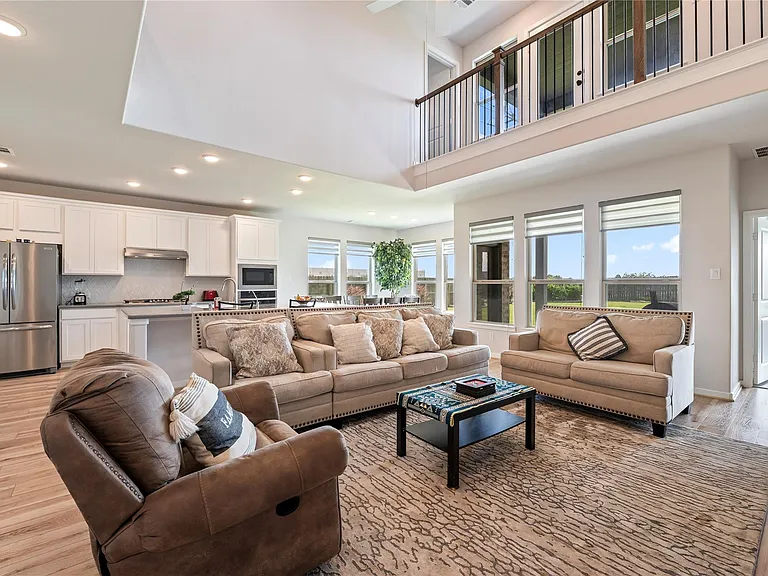 288 Kara Mist Ct — Photo 8
