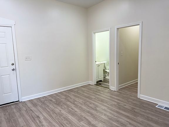 5th image of 9605 S Avenue L #1R