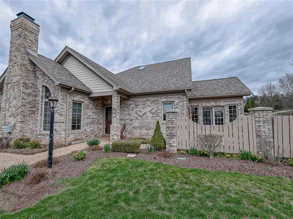 3226 Waters Edge Ct, Murrysville, PA 15668