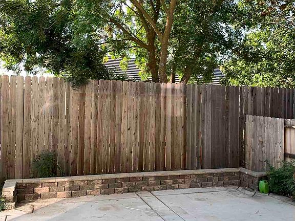 4th image of 9601 Oak Reserve Ln