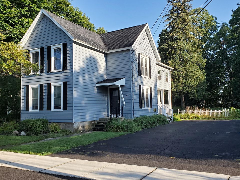 1st image of 517 Orchard St #1