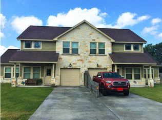 1718 Avenue G, Danbury, TX 77534