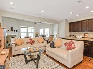 111 Sundance Dr, Hamilton, NJ 08619