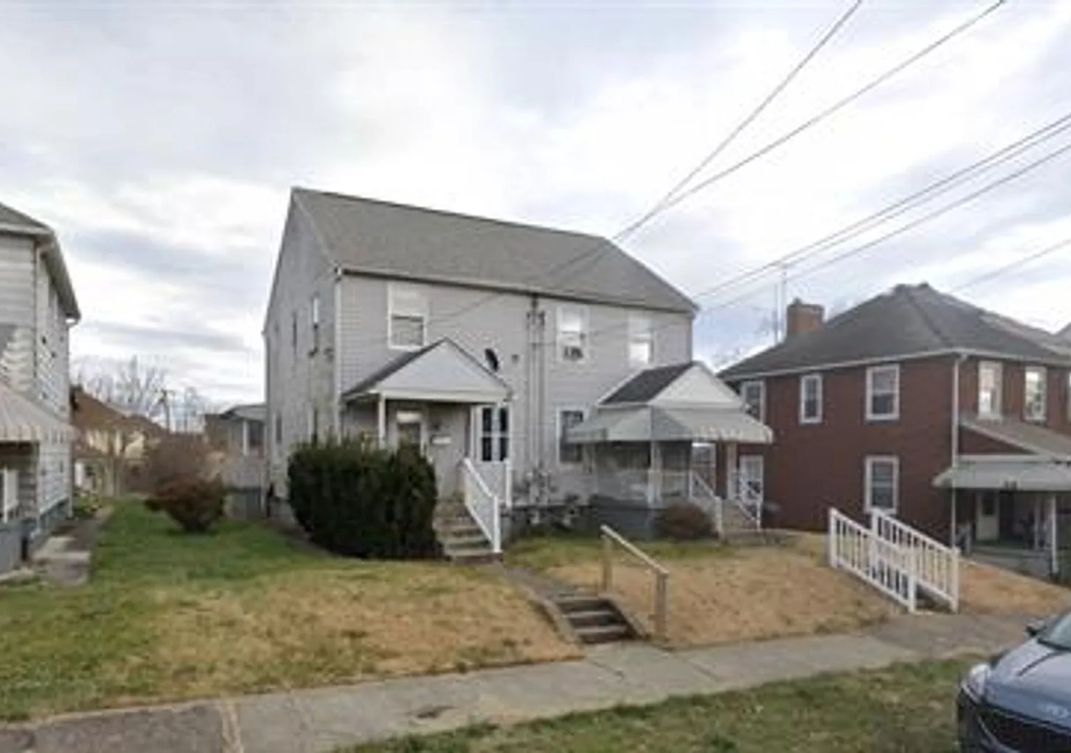 920 Vankirk Street Clairton, Pa 15025 2 Bed 1 Bath Townhome For Rent — Photo 1
