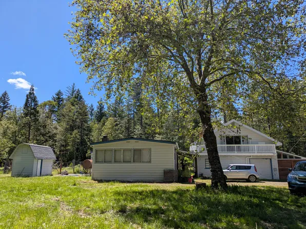 575 Kirkham Rd, Cave Junction, OR 97523