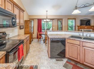 521 E Minneha Ave, Andover, KS 67002