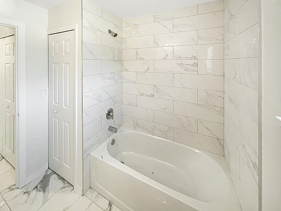 4th image of 120 Ivan Ave S
