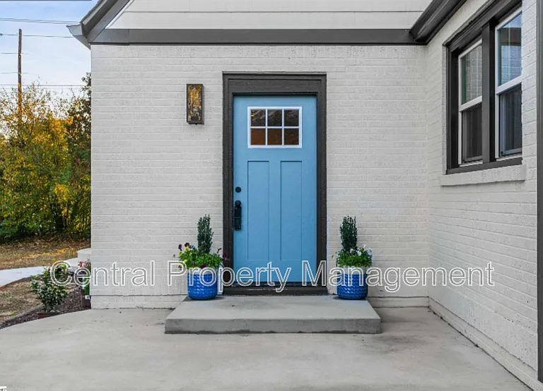 101 Sunset Dr — Photo 27