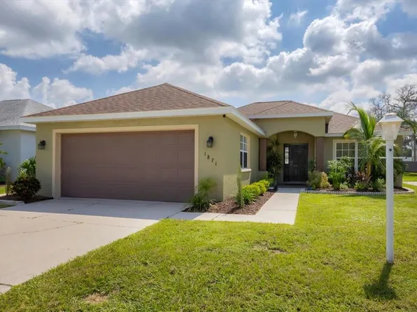 1871 Summer Walk Cir, Sarasota, FL 34232