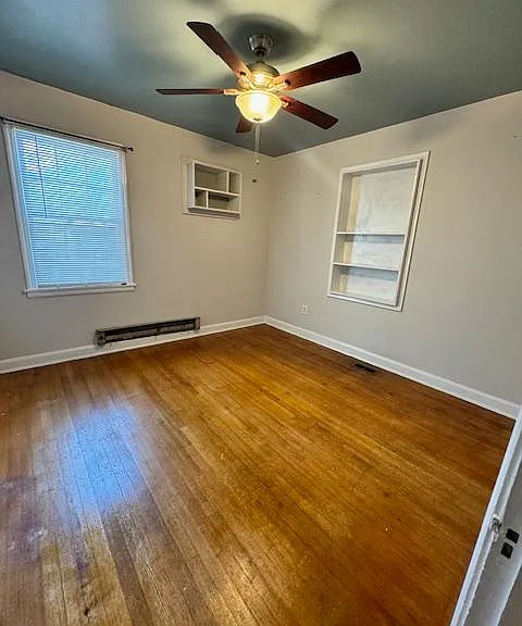 1320 Poplar Ave — Photo 16