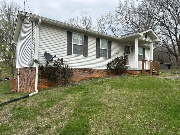 762 E Maple St, Scottsville, KY 42164