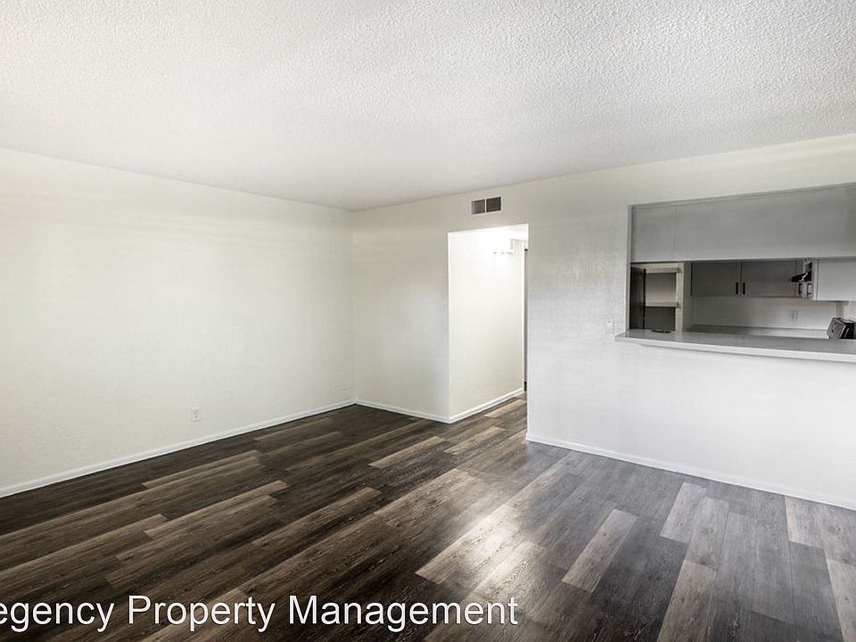 1st image of 7314 Oak Manor Dr #208