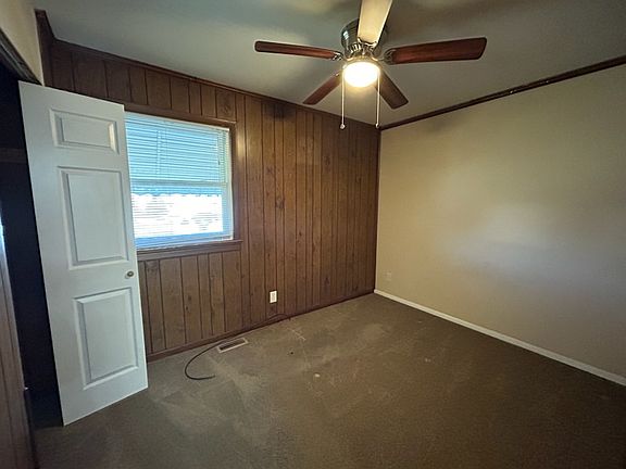 3rd image of 2302 Bluestone Dr