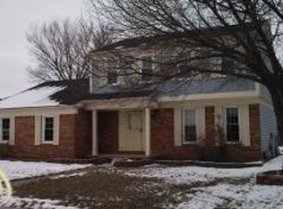 45122 Prestbury Rd, Canton, MI 48187